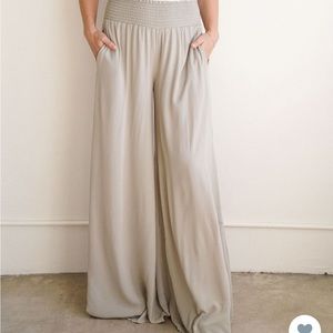 NEW!!!! Leigh Pant in Sage - medium